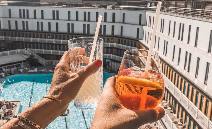 Pauschaalurlaub genießen mit Drinks